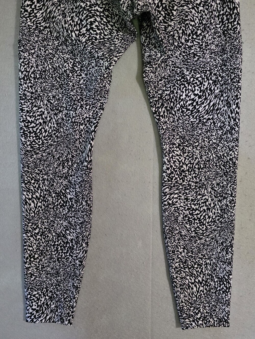 Lululemon Womens Warped Grain Alpine Instill High Rise Tight 27" Size 8 - Picture 10 of 10